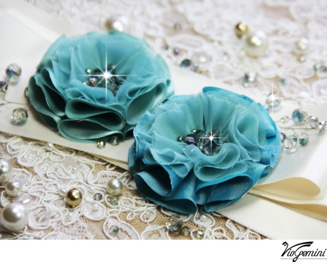wedding-sash-bridal-belt-turquoise-teal-fabric-flower-viogemini2.jpg